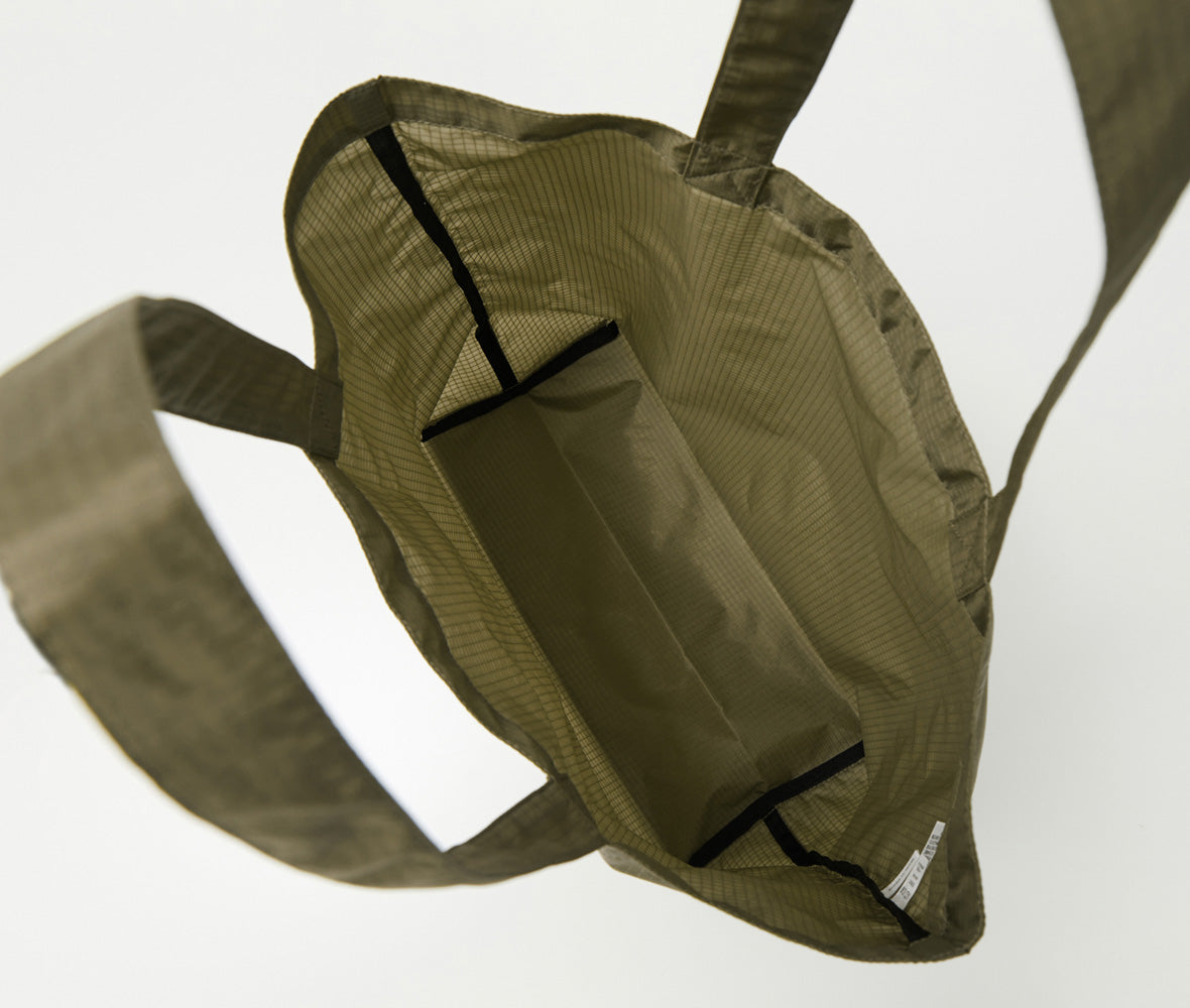 ライトナイロン リップストップ ショルダートート