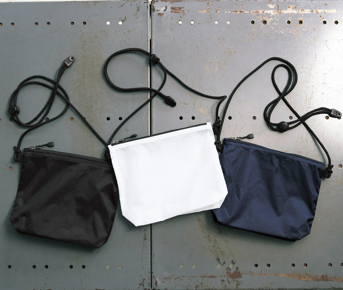 ライトナイロン リップストップ ショルダーサコッシュ