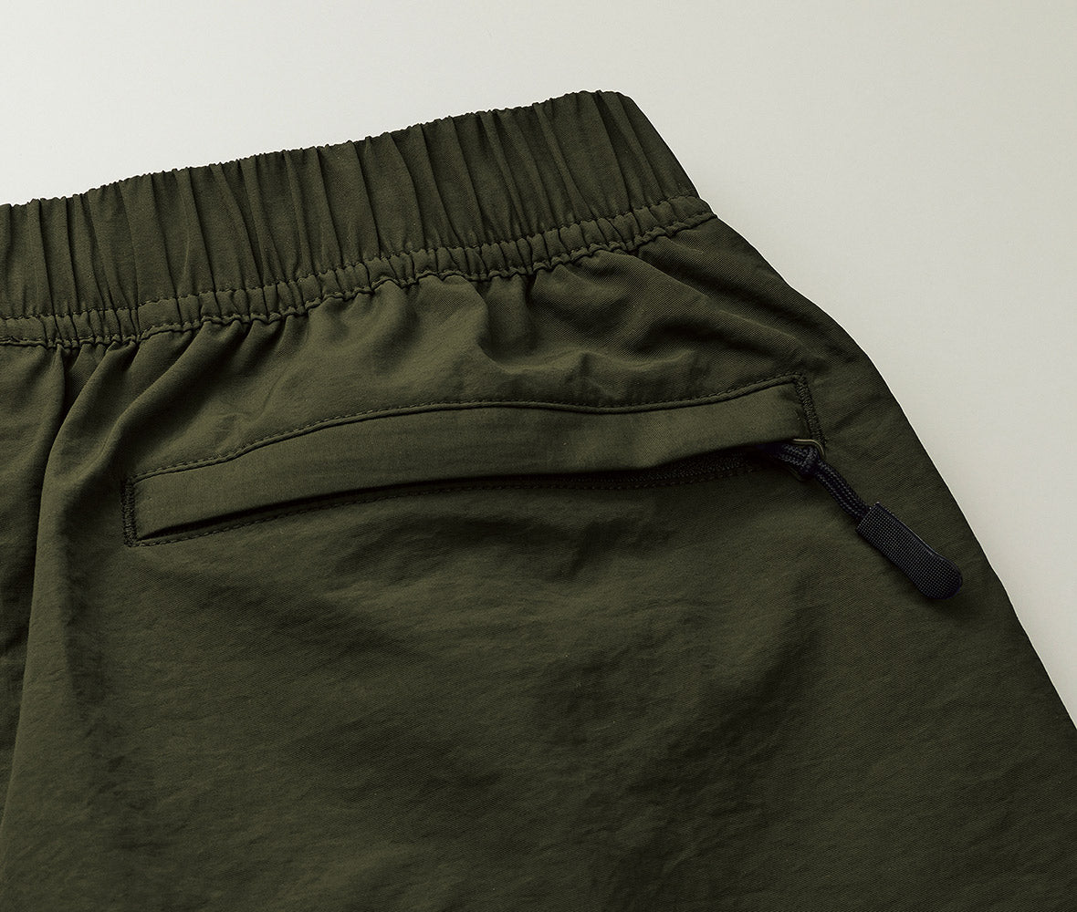 ナイロン リラックス ショーツ