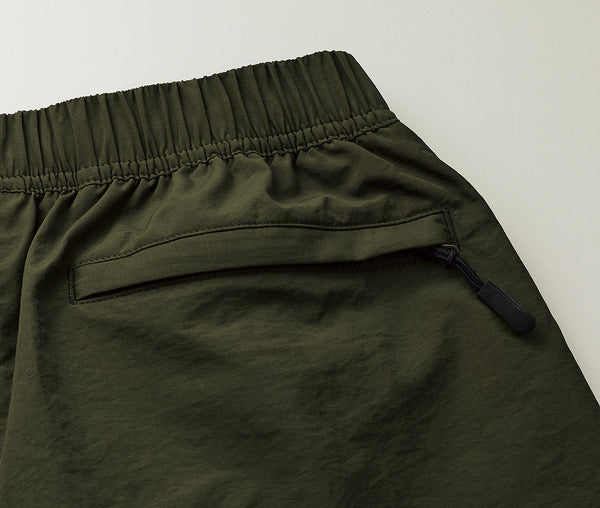 ナイロン リラックス ショーツ