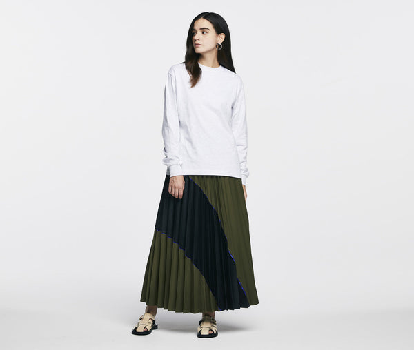 6.2オンス プレミアム ロングスリーブ Tシャツ（2.1インチ幅リブ）